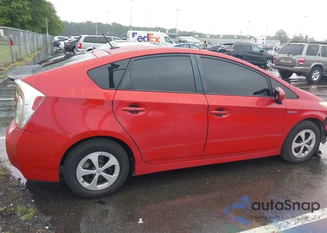 2013 Toyota Prius Three from USA, damaged, VIN JTDKN3DU3D5571452